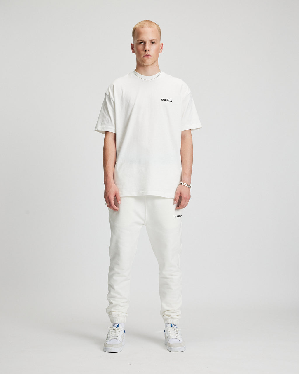 OFF-WHITE