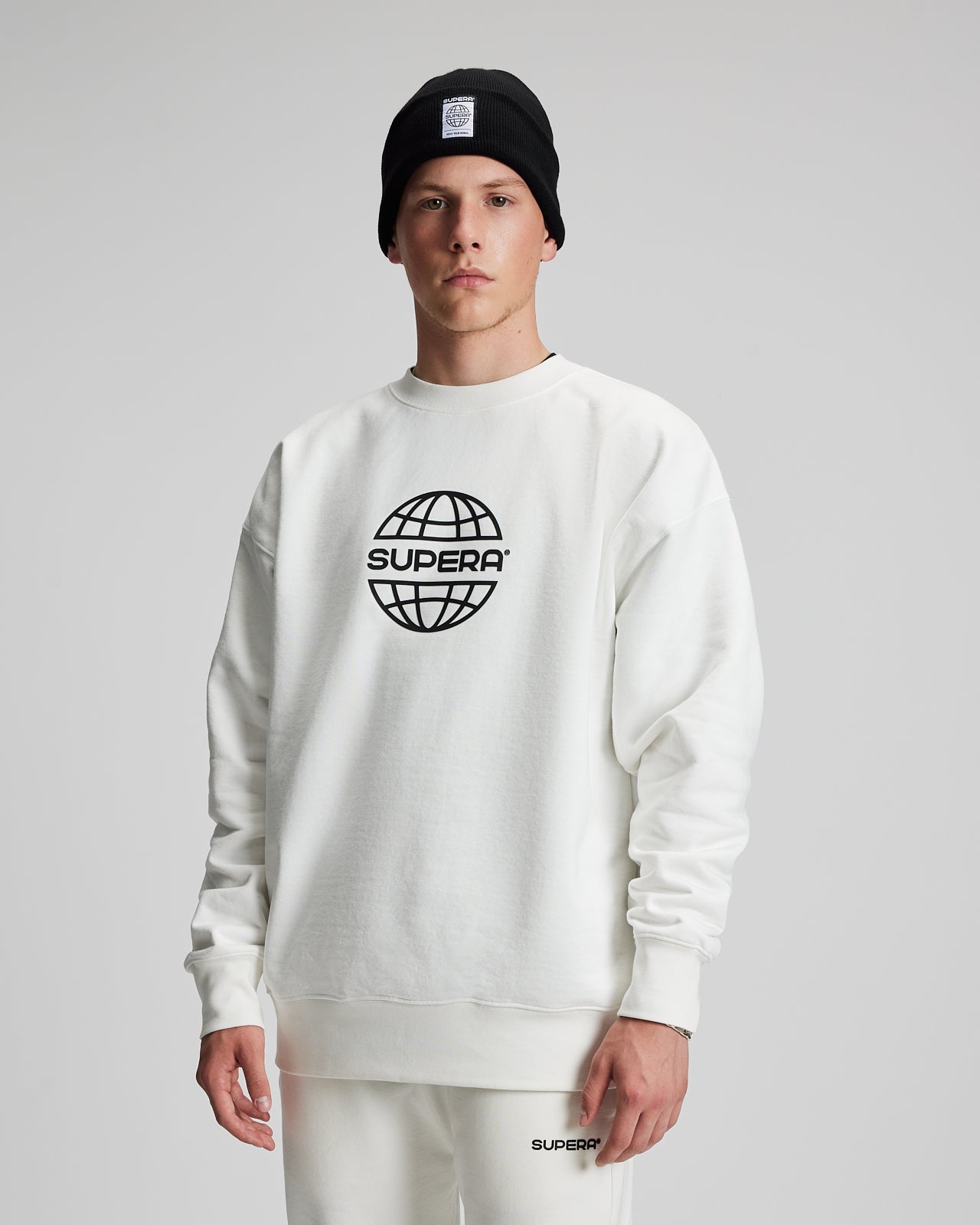 OFF-WHITE