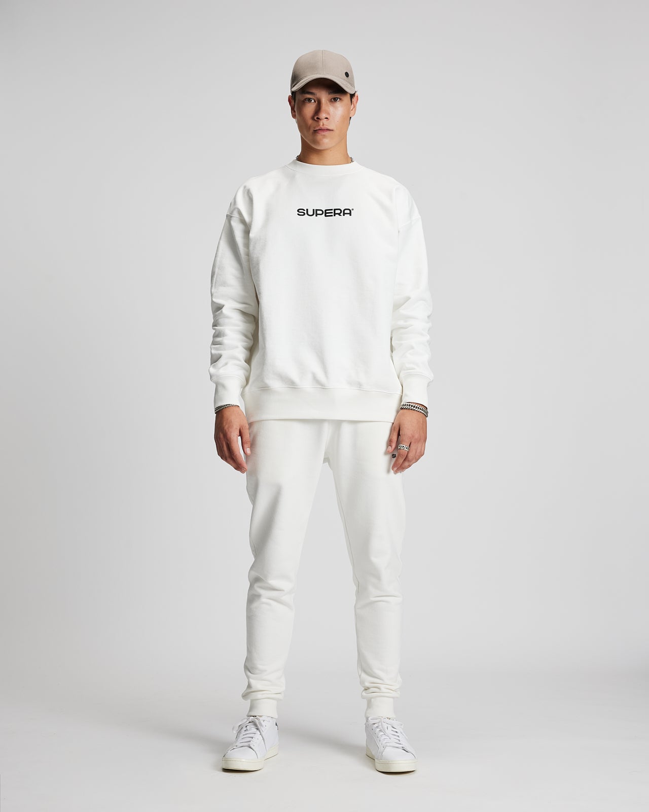 OFF-WHITE