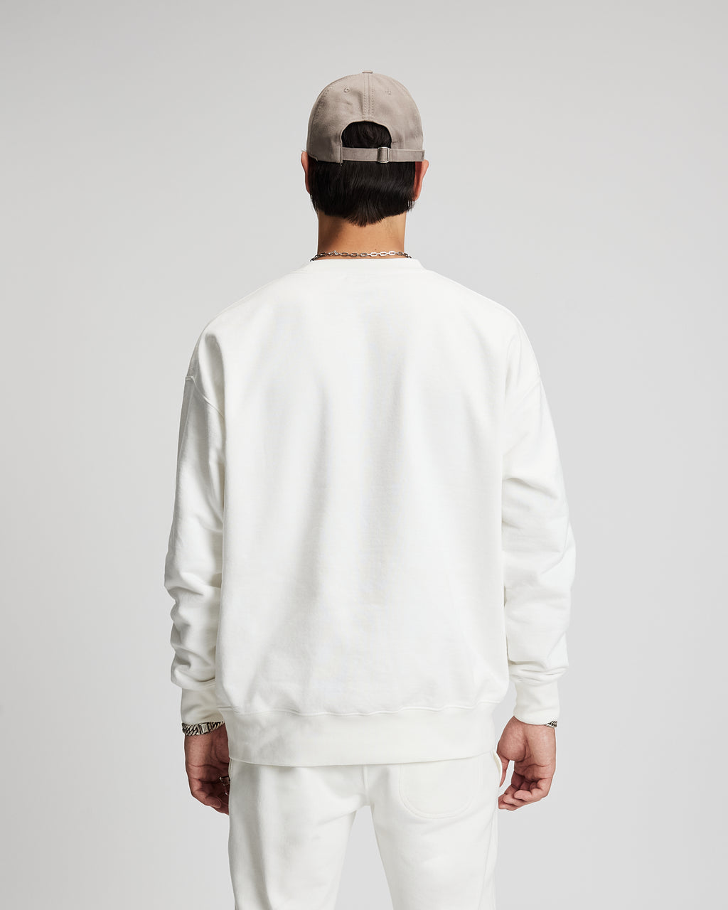 OFF-WHITE