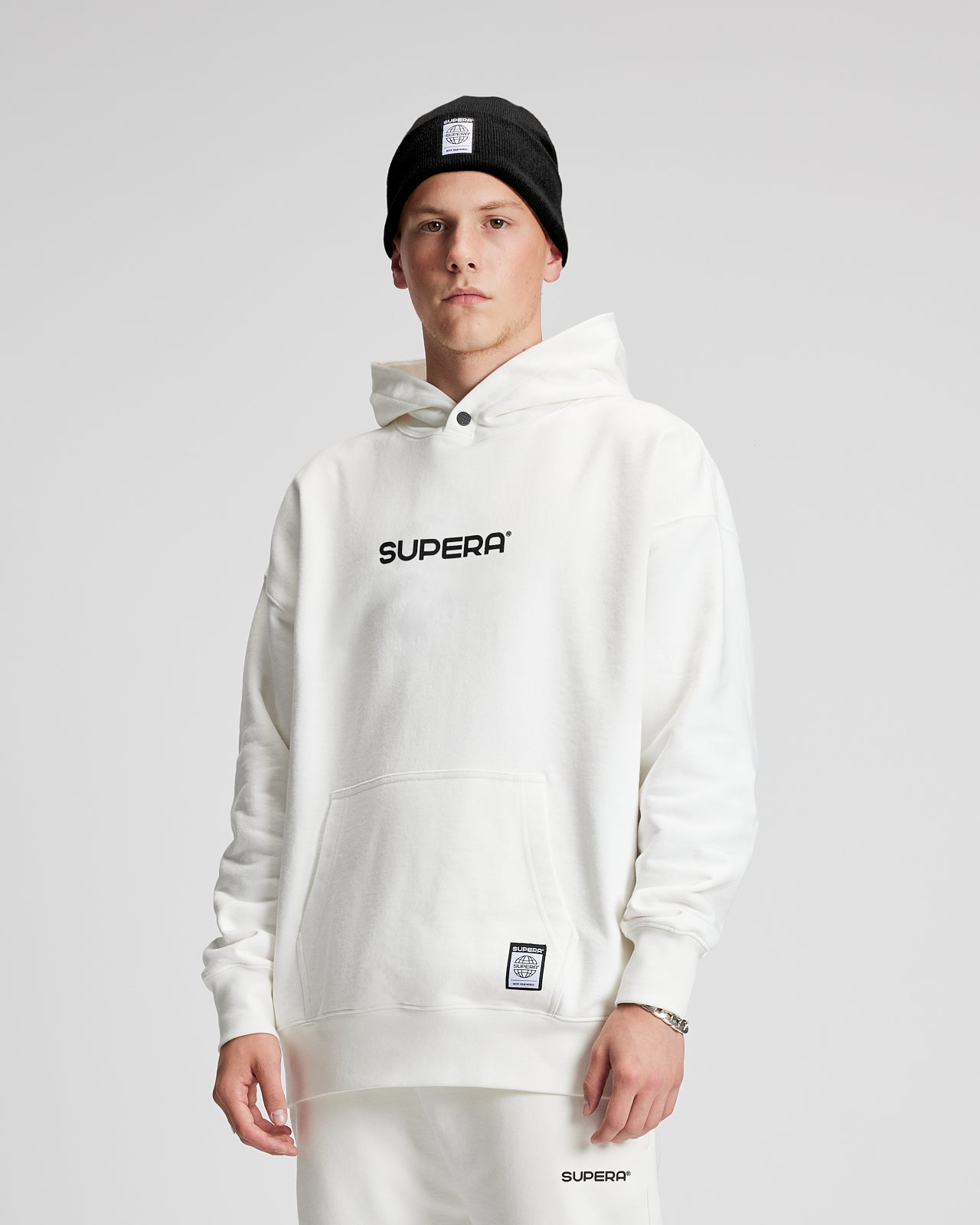 OFF-WHITE